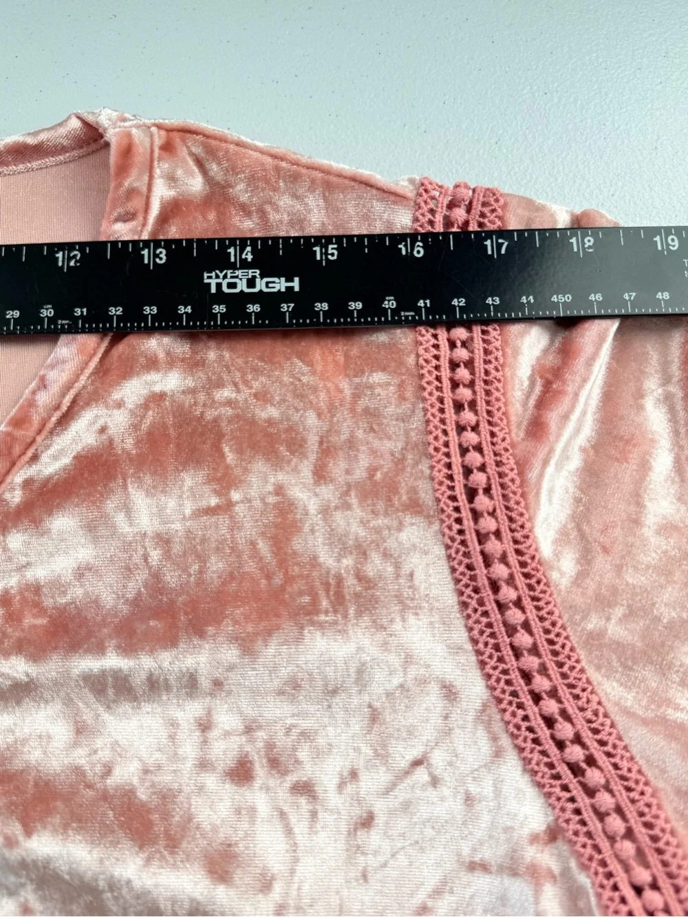 Westport 1962 Crushed Velvet Lace Trim Bell Sleeve Top Dusty Rose Pink L